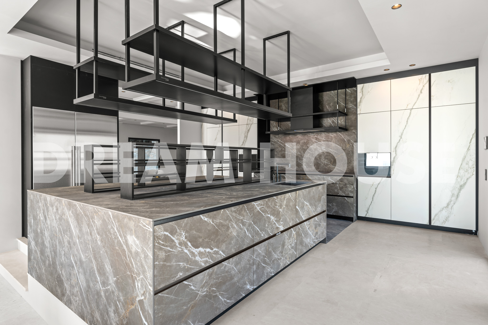 Dream House 13557